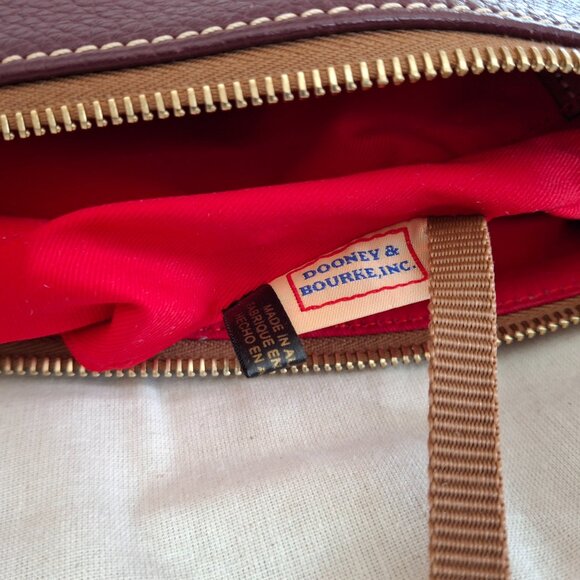 Dooney & Bourke Pebble Grain Crossbody bag - Picture 6 of 8